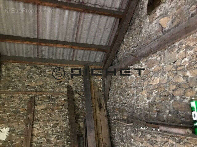 Maison à LAVAL-DE-CERE