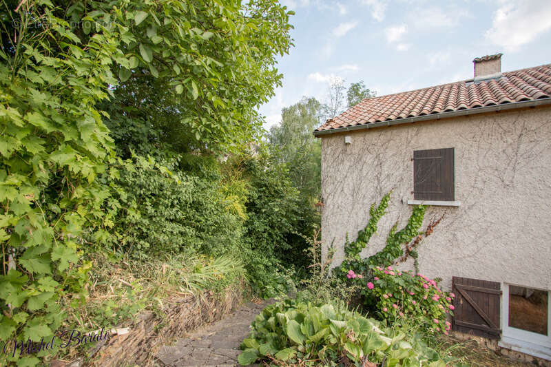 Dpt Rhône (69), à vendre CHAPONNAY maison P6 de 160 m² - Terrain de 1 450,00 m² - photo 10