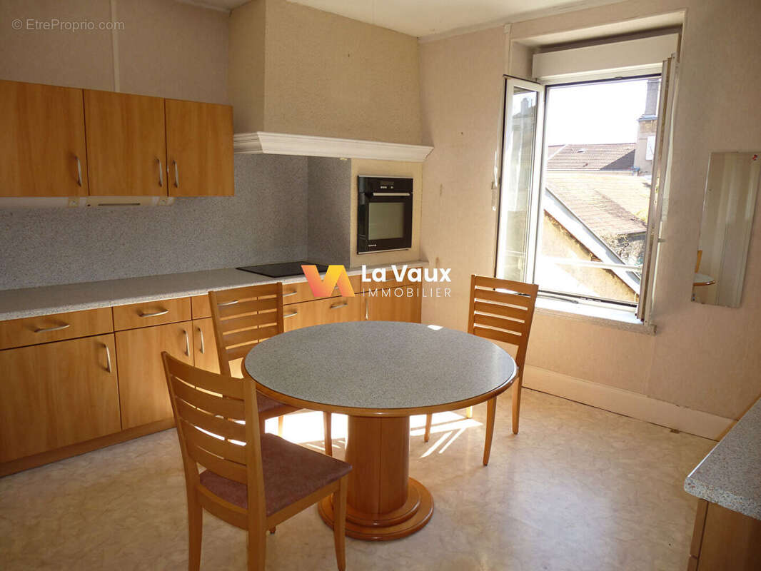 Maison à JARVILLE-LA-MALGRANGE