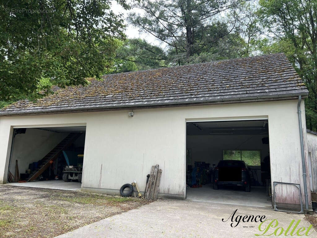 Maison à NEUVY-SUR-BARANGEON