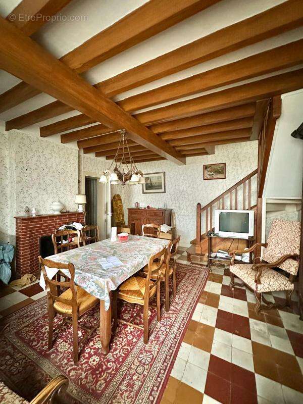 Maison à LOUVILLIERS-EN-DROUAIS