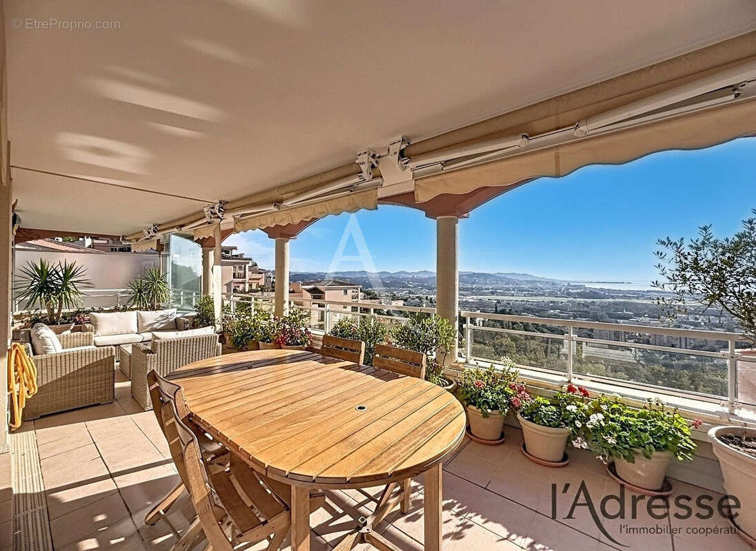 Magnifique appartement 4 pièces de 103,5m2 avec un double garage et une cave ! - photo 4