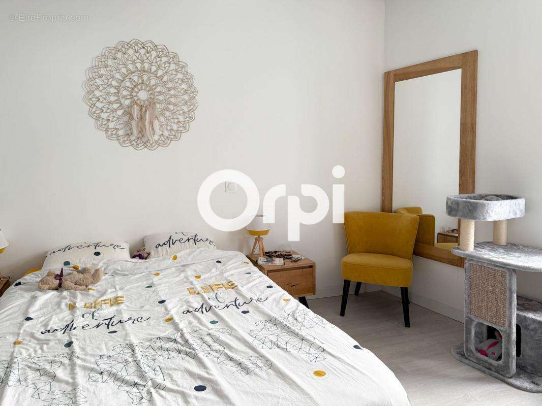 Appartement à FOURAS