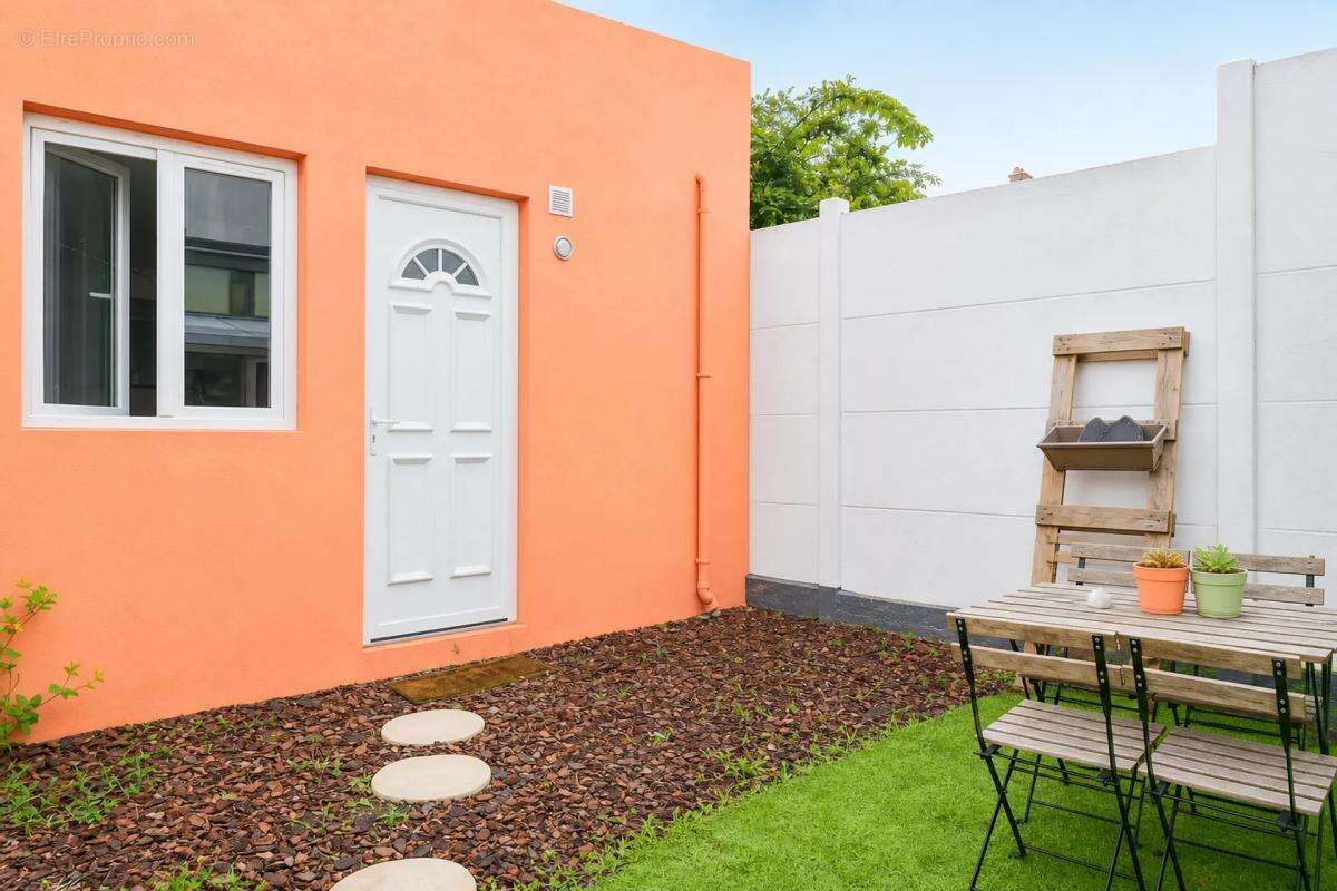 Maison louée 5 pièces 97 m² à Tourcoing - photo 12