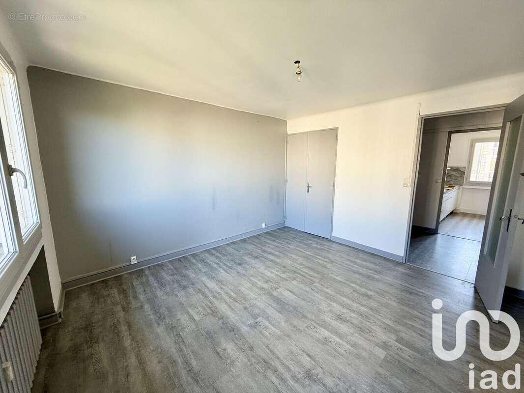 Photo 2 - Appartement à SAINT-ETIENNE