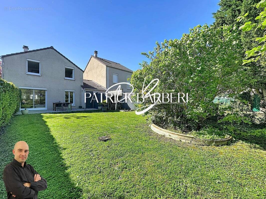 Photo 1 - Maison à CERGY