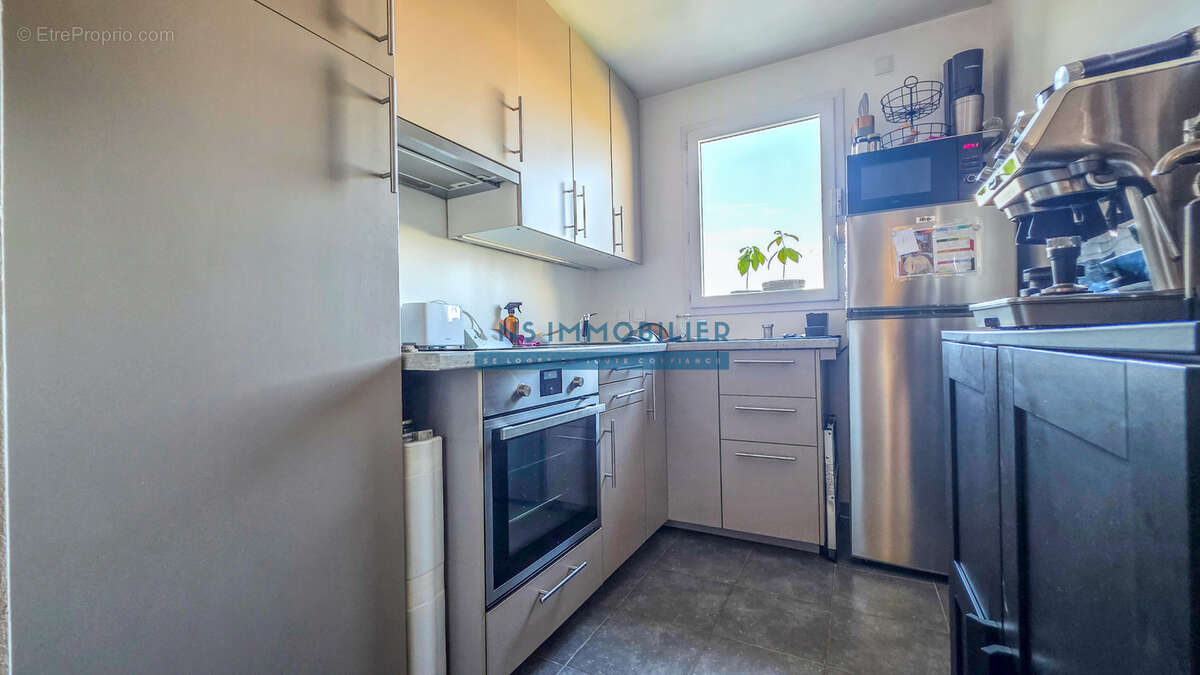 Appartement à SARTROUVILLE