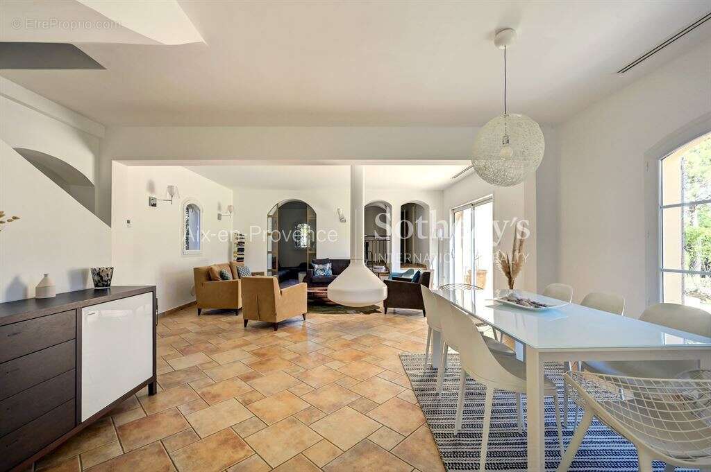 Maison à AIX-EN-PROVENCE