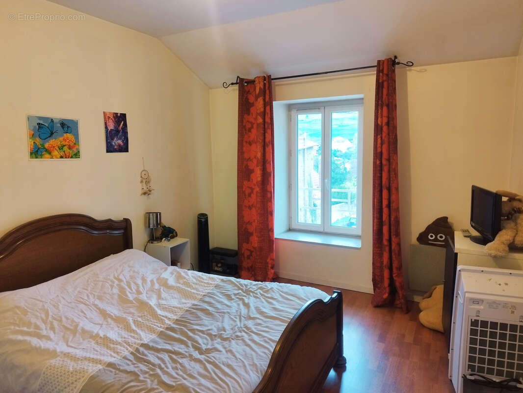 Appartement à BOURG-ARGENTAL