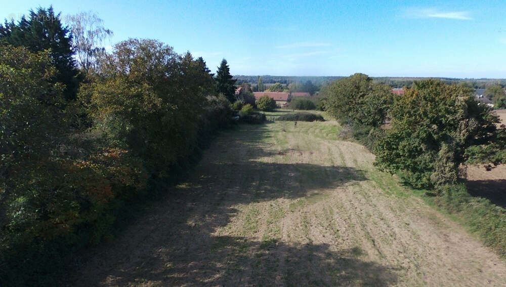 Terrain à FLAVIGNY