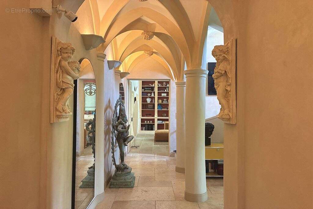 Maison à FIGANIERES