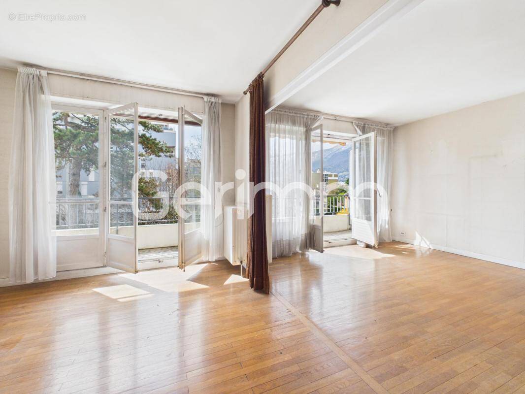 Appartement à GRENOBLE
