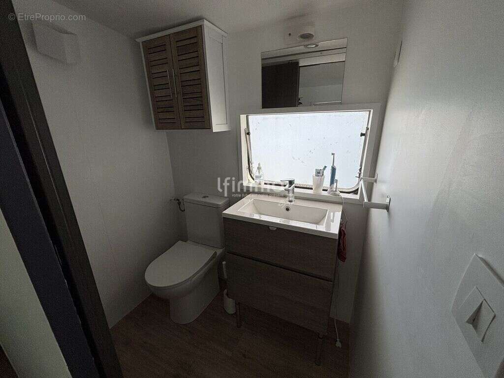 Maison à LE MUY