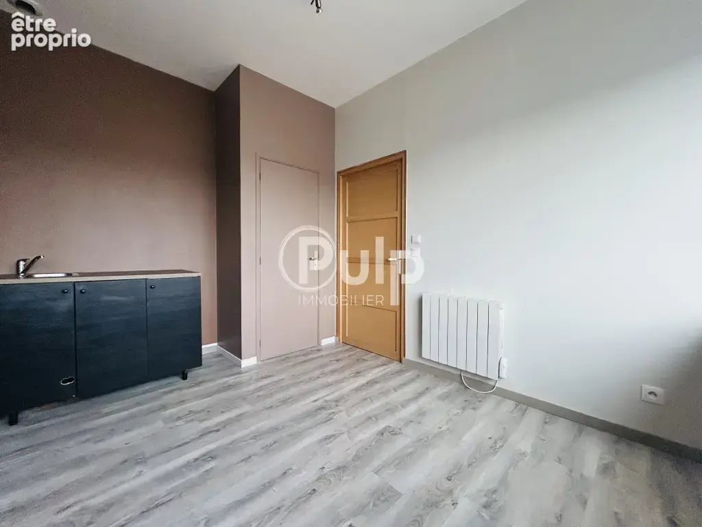 Local professionnel 82 m² - emplacement premium - loison-sous-lens - photo 4