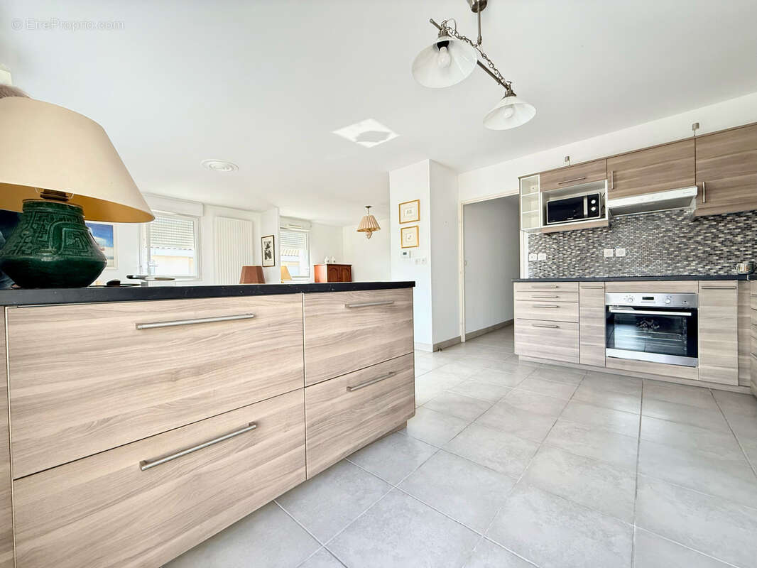 Appartement à SIX-FOURS-LES-PLAGES