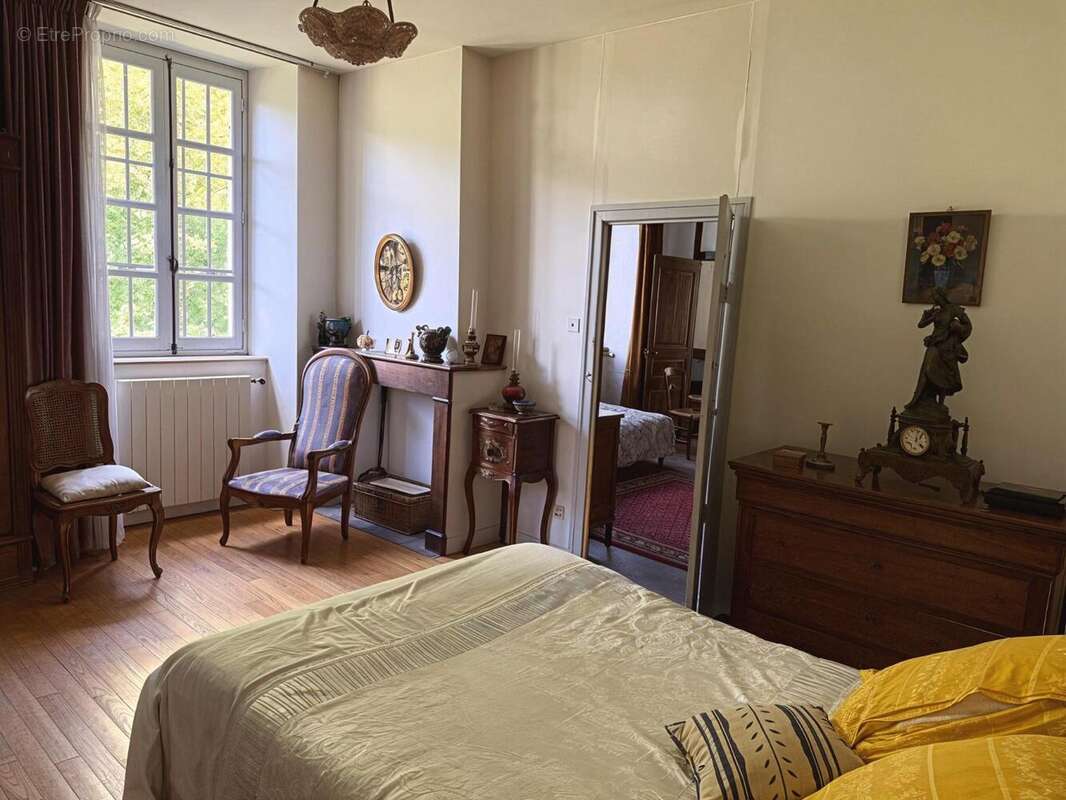   - Maison à JAUJAC