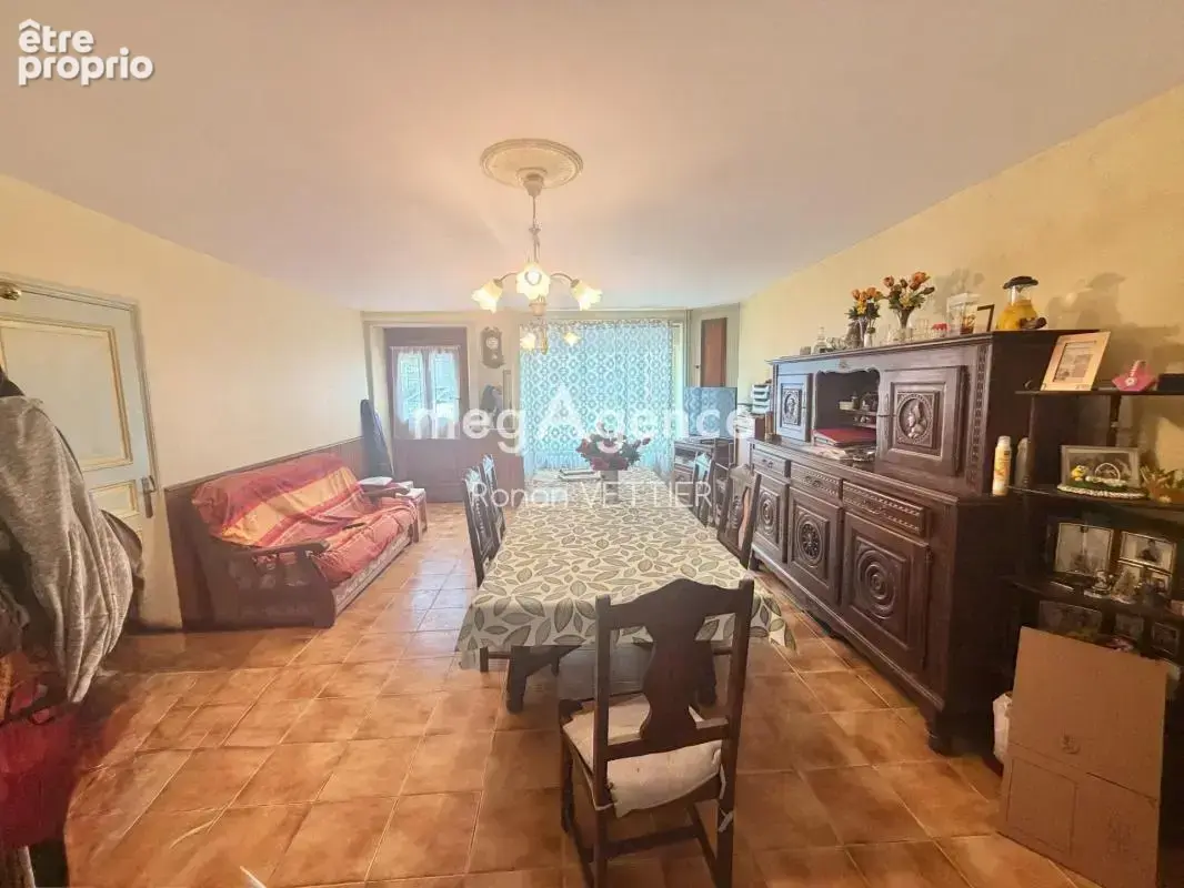 Maison de bourg en pierre 151 m² sur un terrain de 800 m² - photo 4