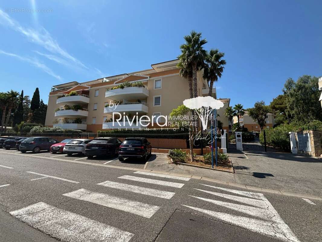 Grand appartement en vente à Cavalaire-Sur-Mer - photo 18
