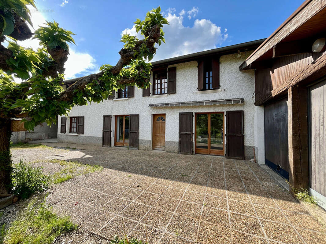 Maison à MOIRANS