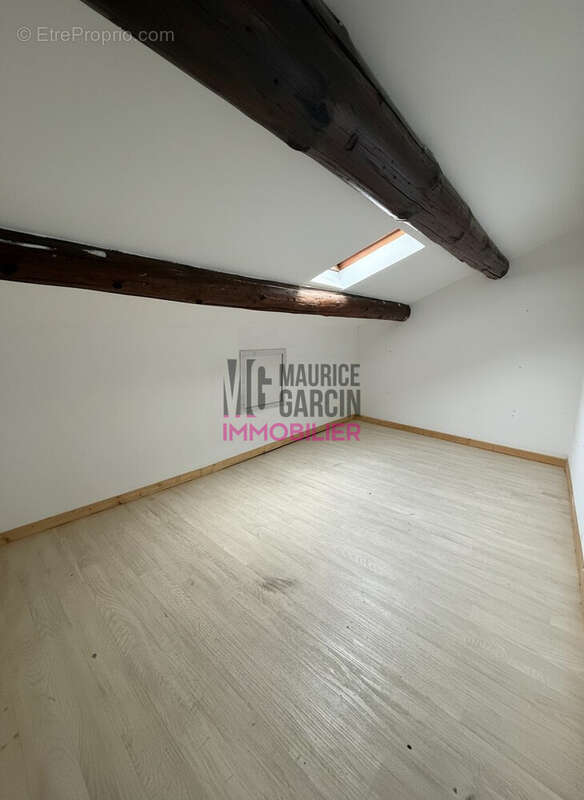 Appartement à CHATEAURENARD