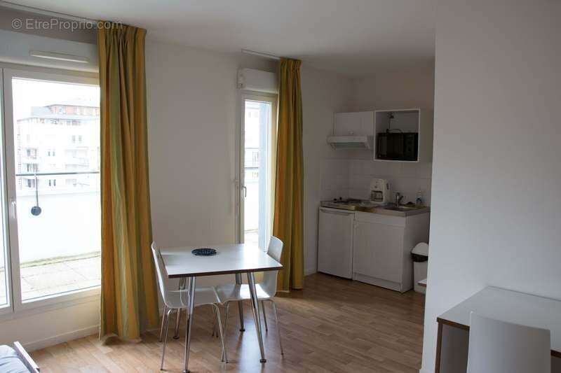 INVESTISSEMENT LOCATIF  Saint-Germain-en-Laye  Résidence d'affaires Résidence Serena  8.02 % de rentabilité - photo 2