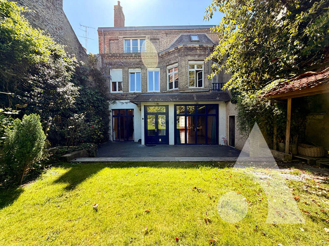 Maison Saint Omer 7 pièces - 6 chambres - 285 m2 - Centre Ville - photo 6