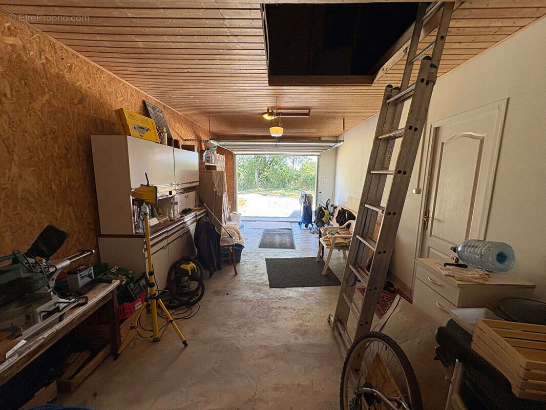 Maison 132 m² à Charnizay  - photo 12