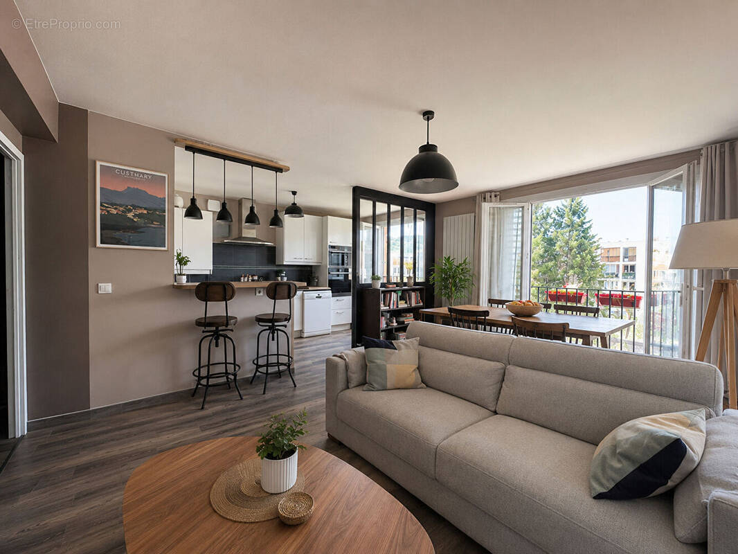 Appartement à BIEVRES
