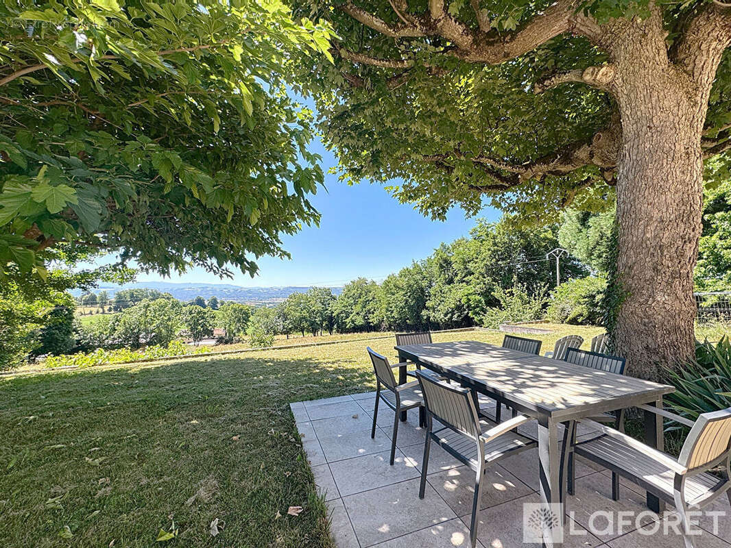 Maison à SAINT-HILAIRE-DE-LA-COTE