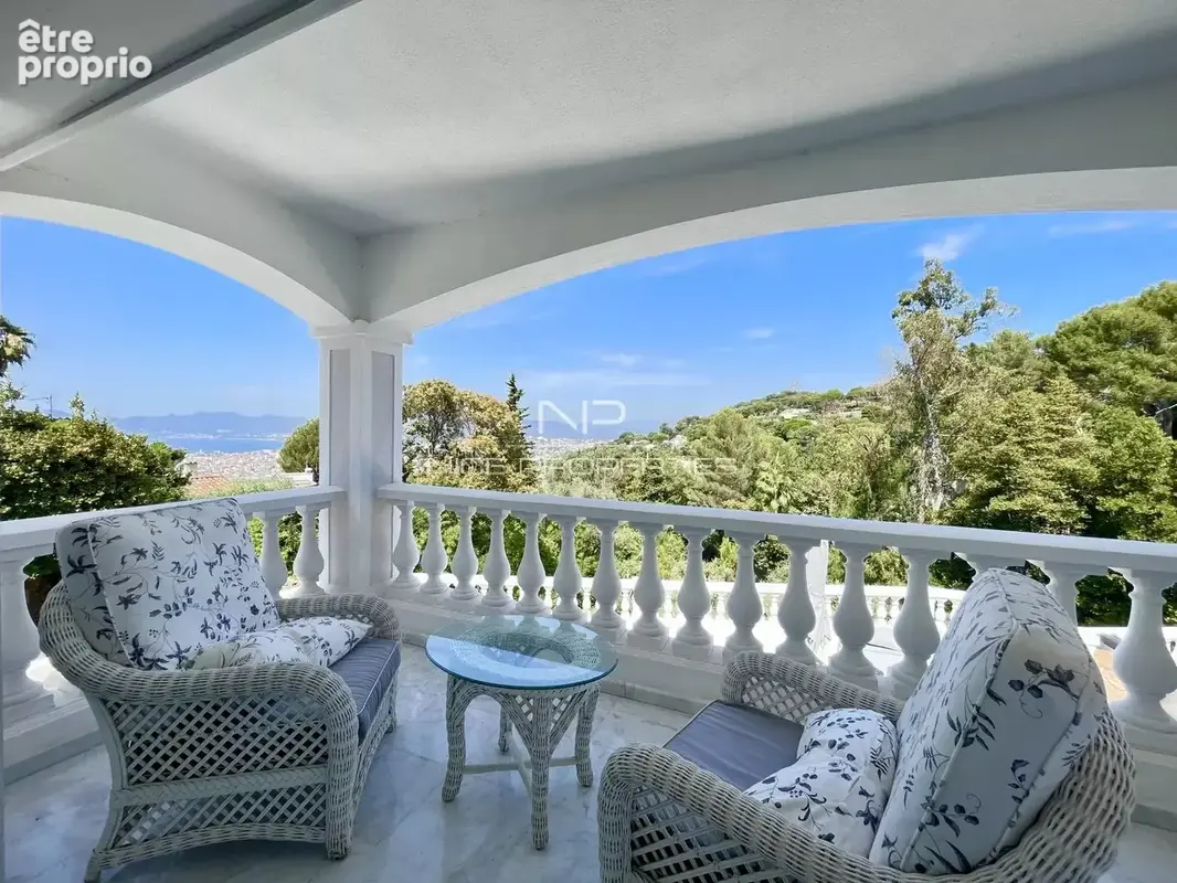 Villa Art Déco dans une belle propriété à Cannes - photo 5