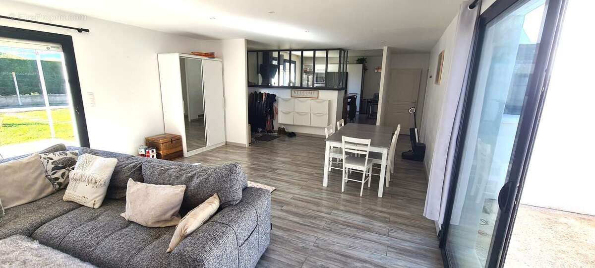 Maison à LE GUE-D'ALLERE