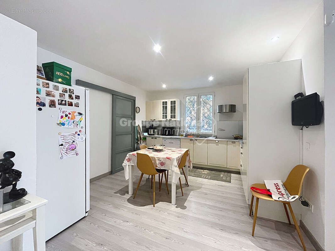 Appartement à CHATEAUNEUF-DU-PAPE