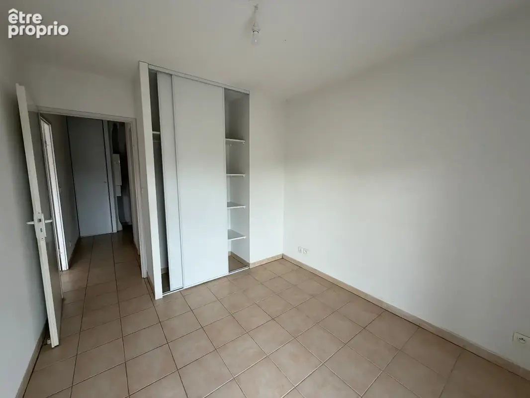 Appartement T2 avec terrasse et parking   Résidence LAROUDAL à Villeneuve - photo 5