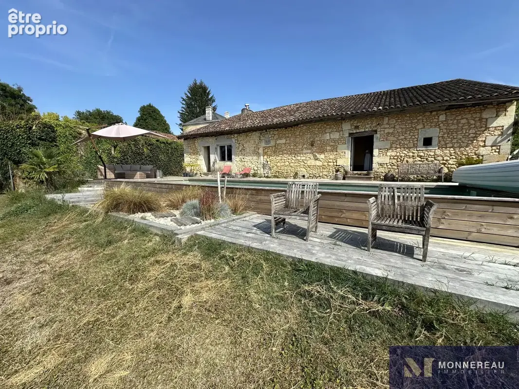 Maison de maitre avec parc et piscine - photo 23