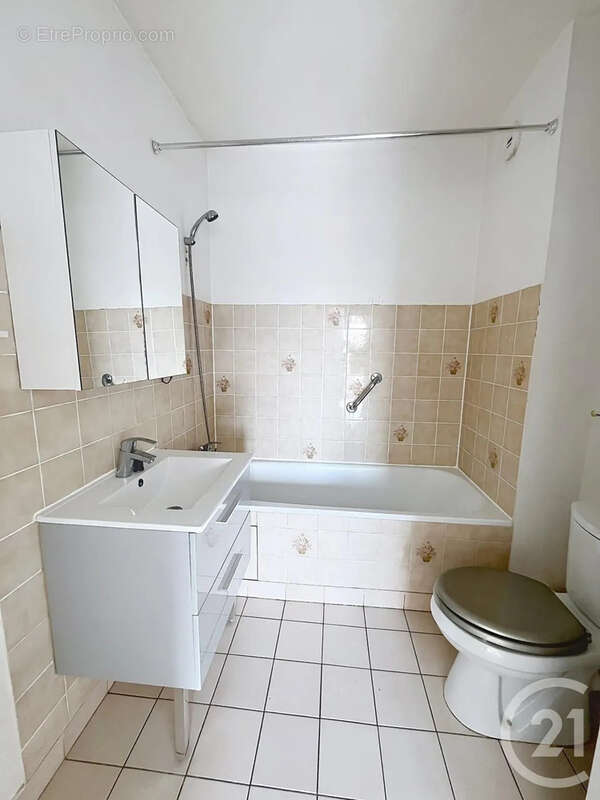 Appartement à BRIE-COMTE-ROBERT