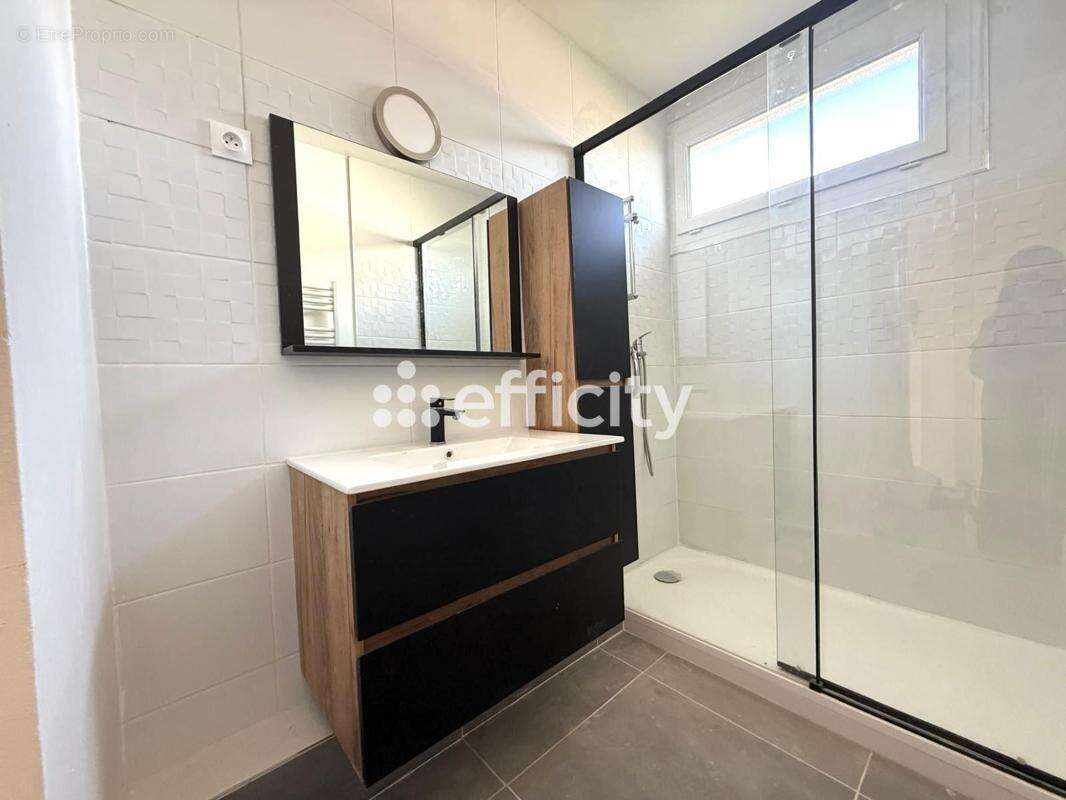 Appartement à ENGHIEN-LES-BAINS