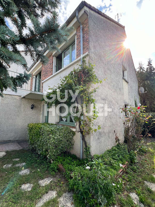 Maison à MILLY-LA-FORET