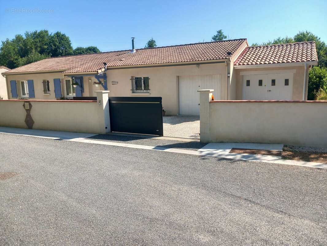 Maison à MONSEMPRON-LIBOS