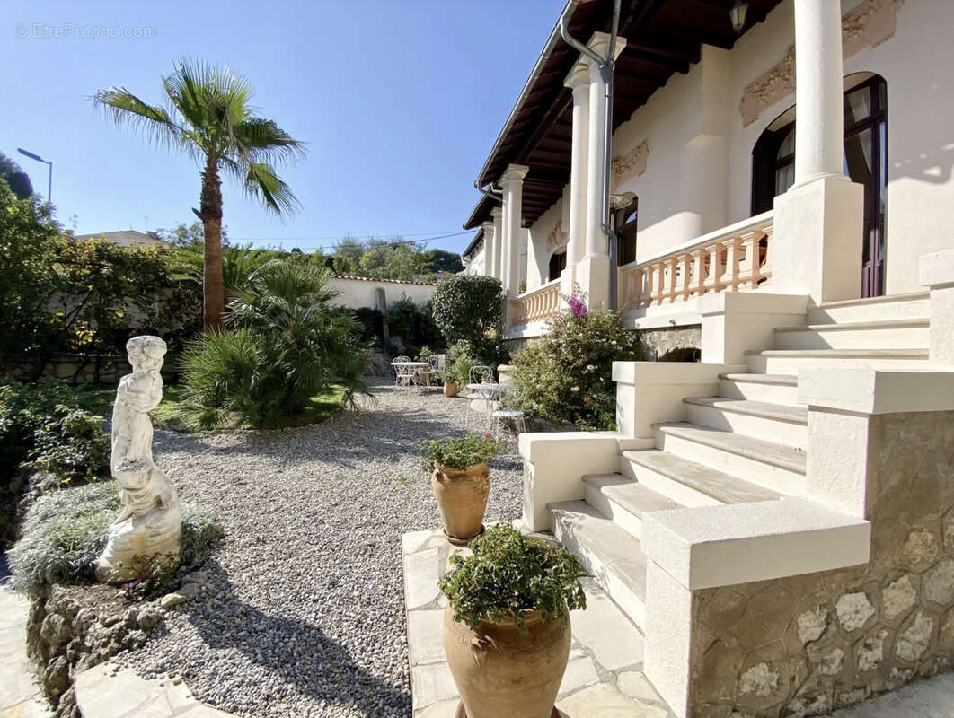 Maison à CANNES
