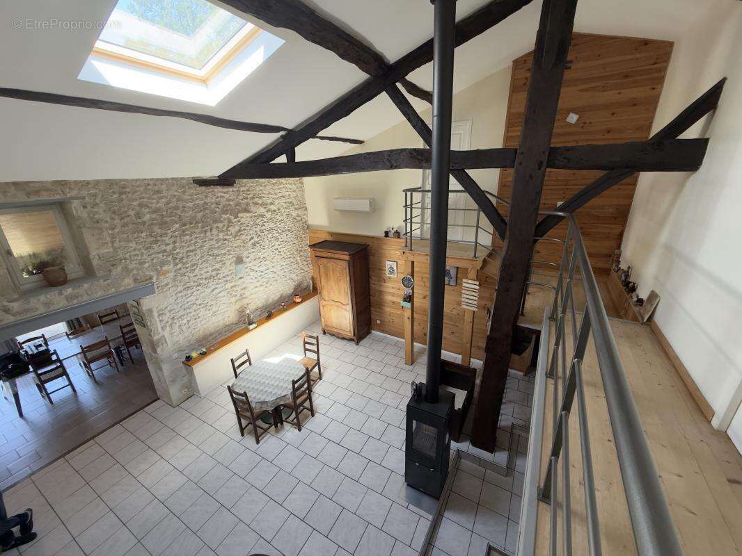 Maison à EPARGNES