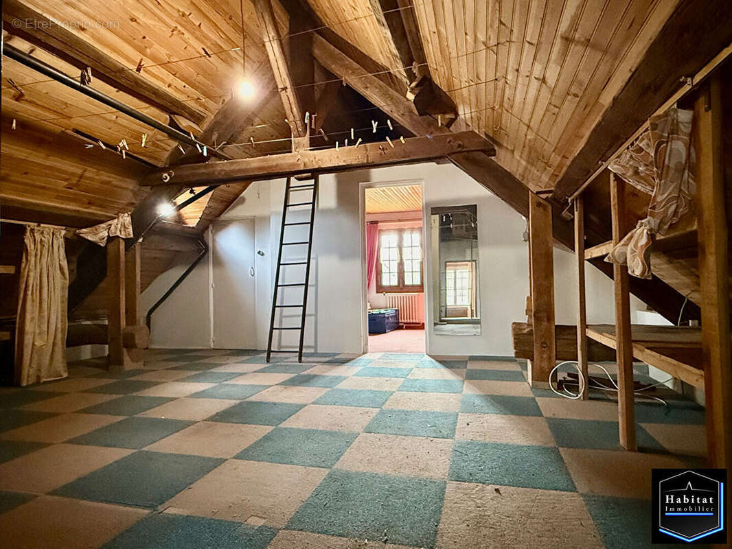 Maison à LE PLESSIS-BELLEVILLE