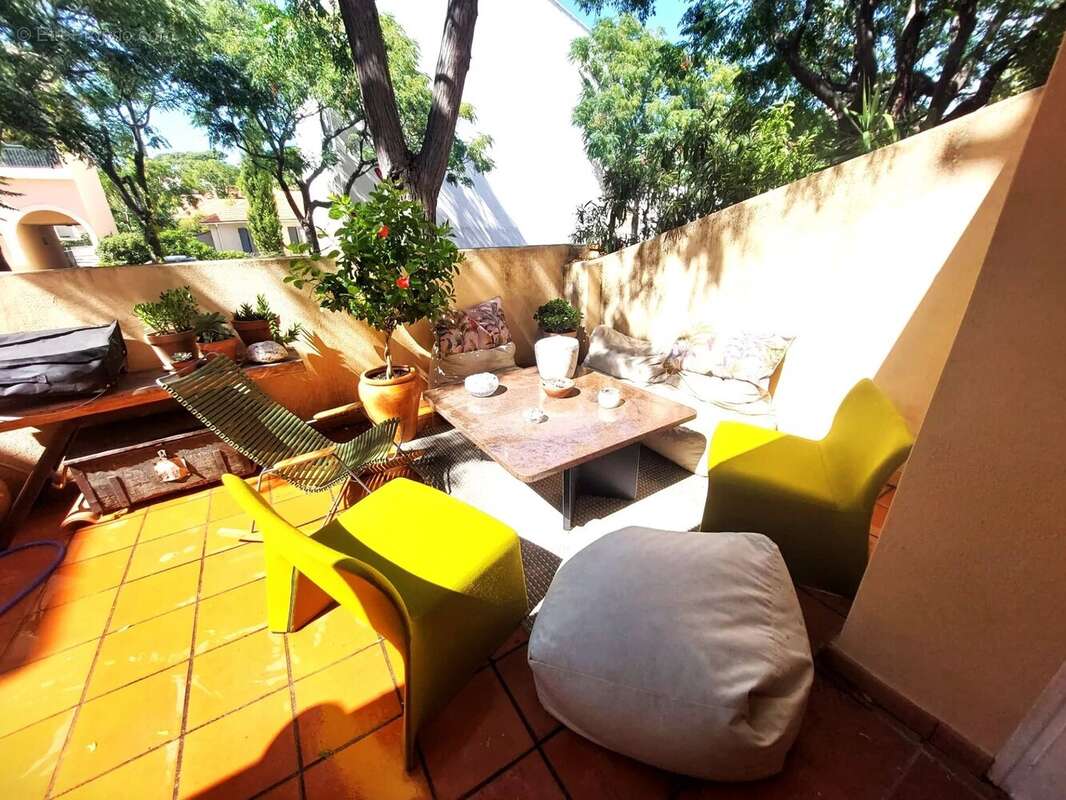 Appartement à SANARY-SUR-MER