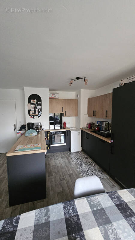 Appartement à EZANVILLE