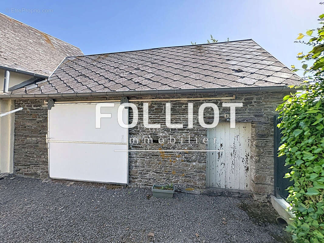 A VENDRE Maison à Condé sur Vire - 50890 - photo 16