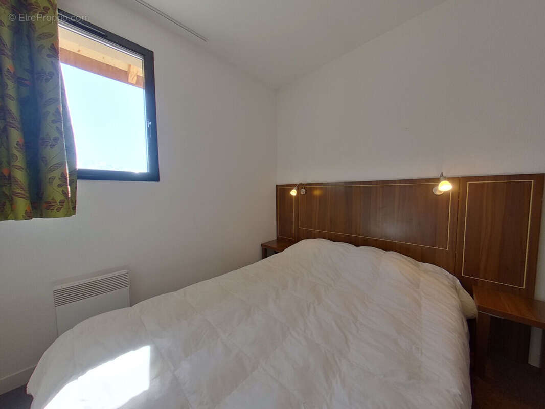 Type 3 en duplex - terrasse  - parking privatif - piscine - photo 8