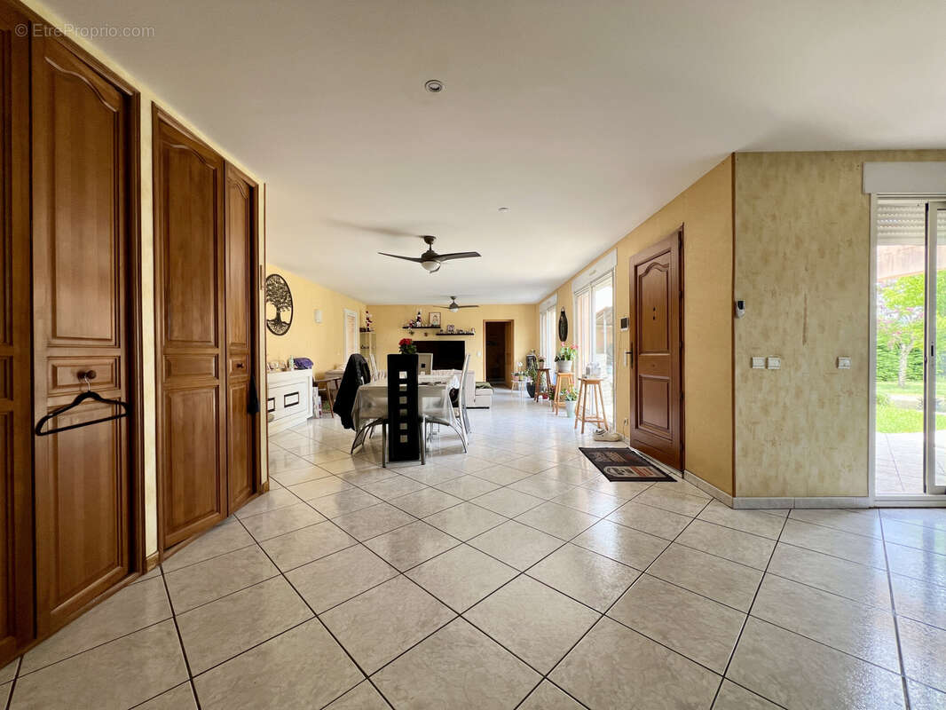 Maison à SAINT-PAUL-CAP-DE-JOUX