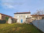 Appartement à GOURDAN-POLIGNAN