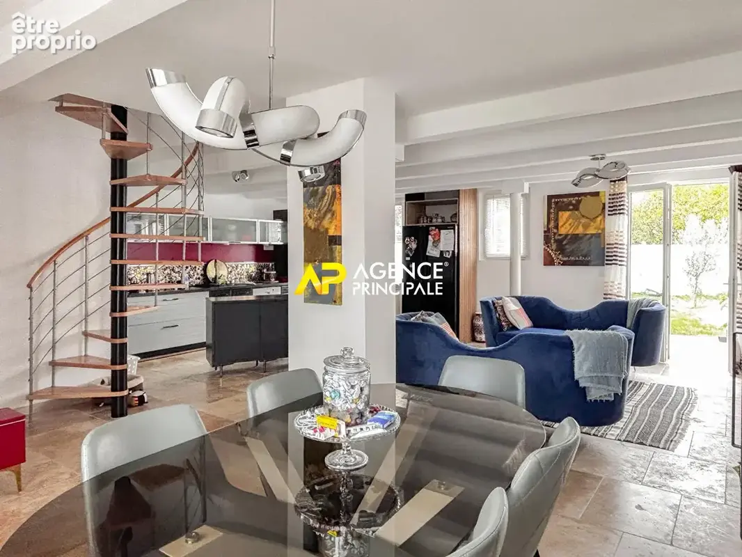Sartrouville - Union - Maison 6 pièces 141.50 m2 avec dépendance - photo 2