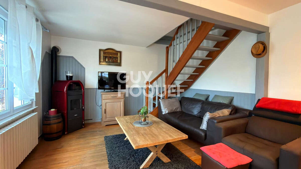 Maison à EZY-SUR-EURE