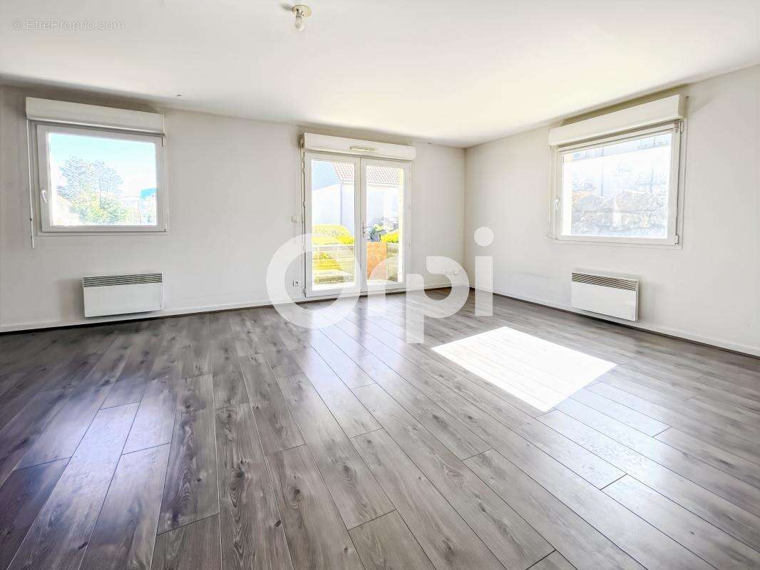 Appartement à SAINT-MARTIN-BOULOGNE